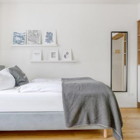 My Suite - Augsburg City - Netflix Buitenkant foto