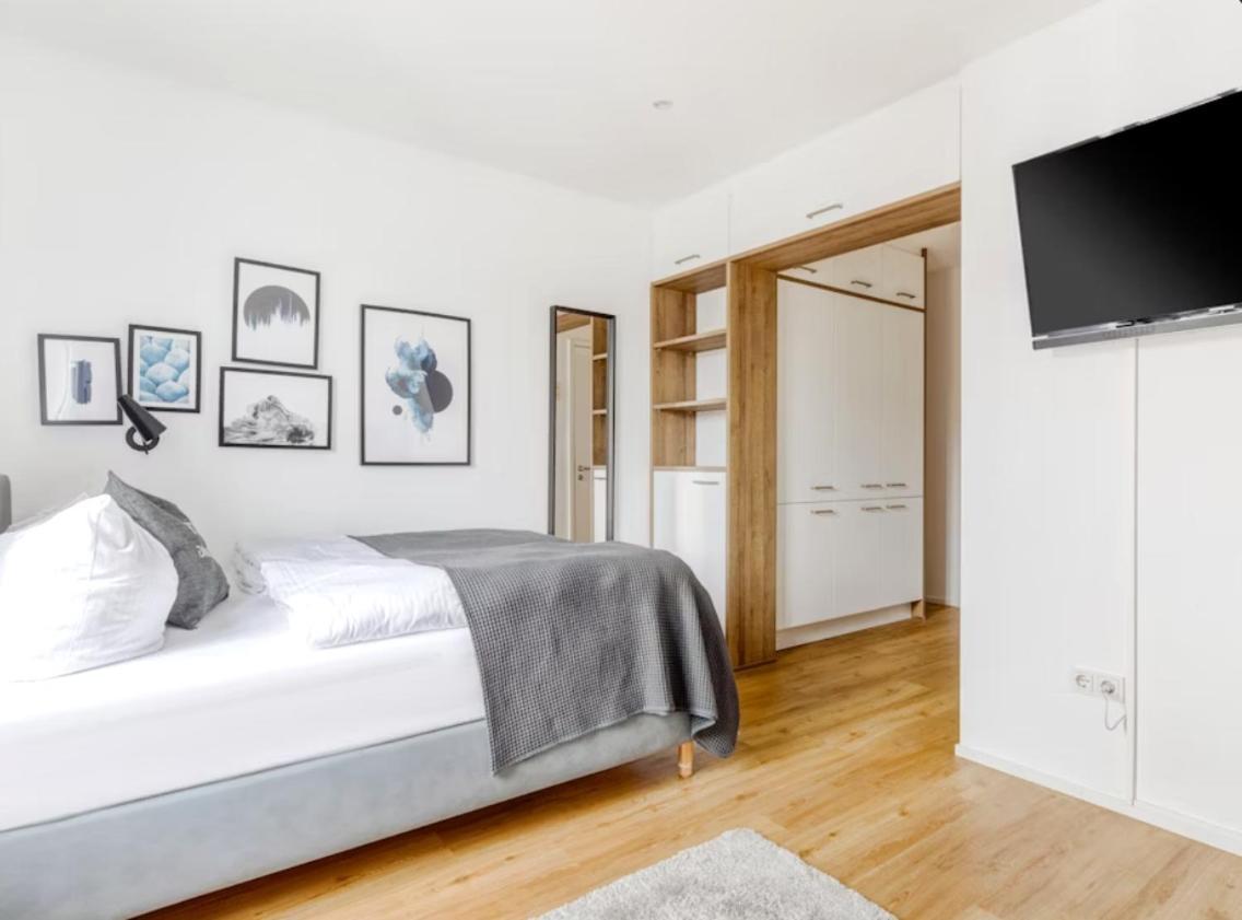 My Suite - Augsburg City - Netflix Buitenkant foto